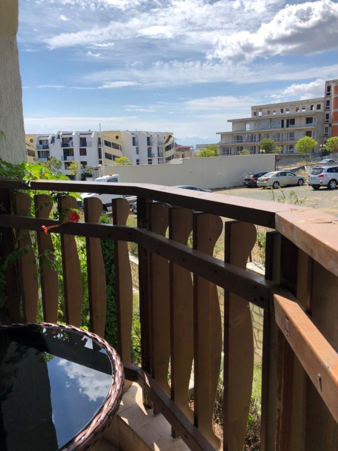 Fregata Complex Marina Apartment Sveti Vlas Bagian luar foto