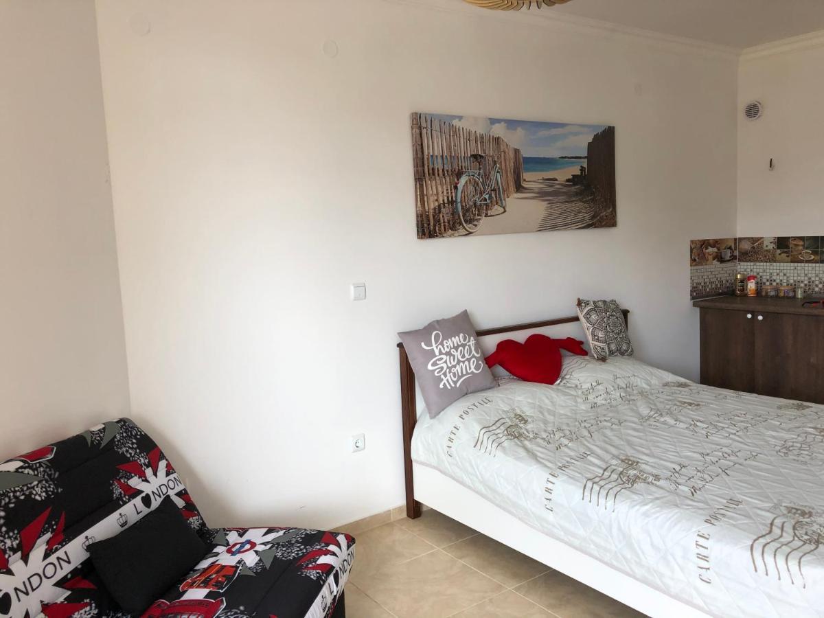 Fregata Complex Marina Apartment Sveti Vlas Bagian luar foto